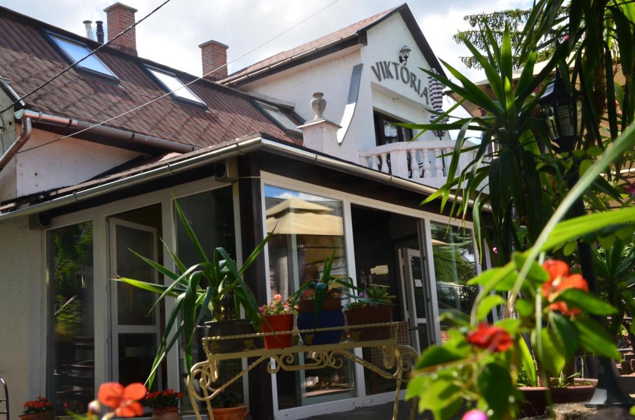 Hotel Viktoria Balatonalmadi Exterior photo
