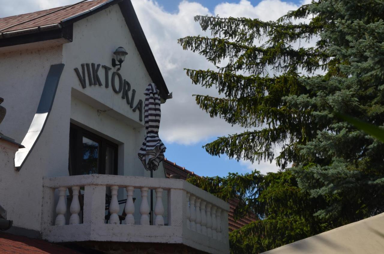 Hotel Viktoria Balatonalmadi Exterior photo