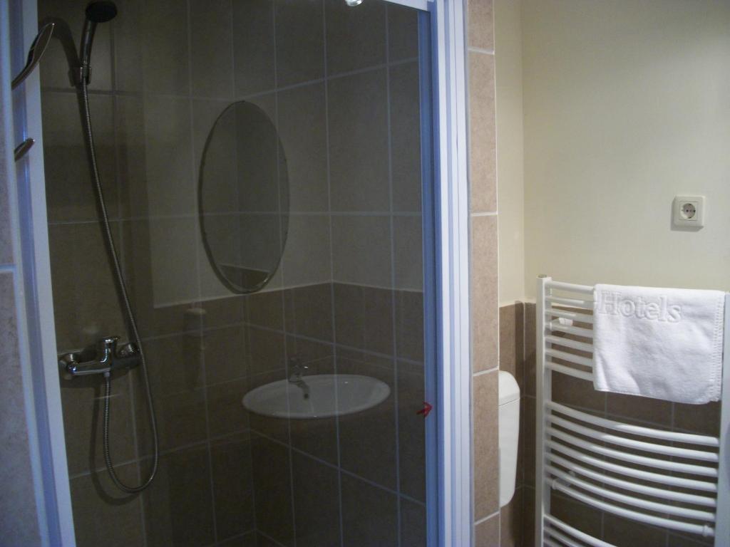 Hotel Viktoria Balatonalmadi Room photo